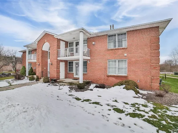 12 Appletree Ct APT 6, Cheektowaga, NY 14227