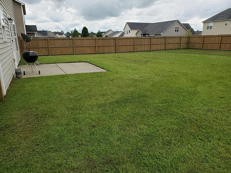 184 Roanoke Dr — Photo 18