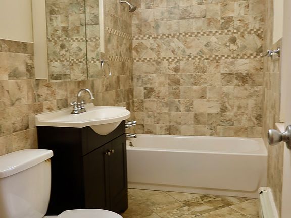 2nd image of 153 Christopher Columbus Dr APT 3