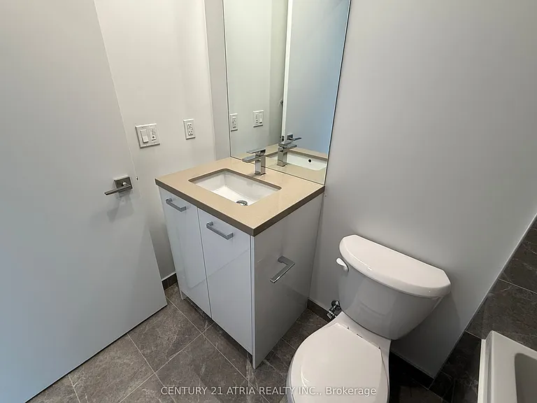 284 King St E #1201 — Photo 7