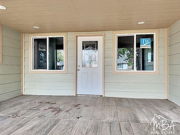 2nd image of 708 Safford Ave