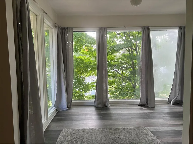 1648 Raleigh Cir SE — Photo 9