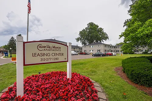 Cherry Hill Manor Apartments Photo 1