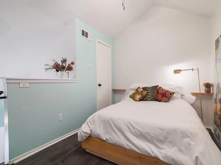1840 Burton Dr #223 — Photo 15