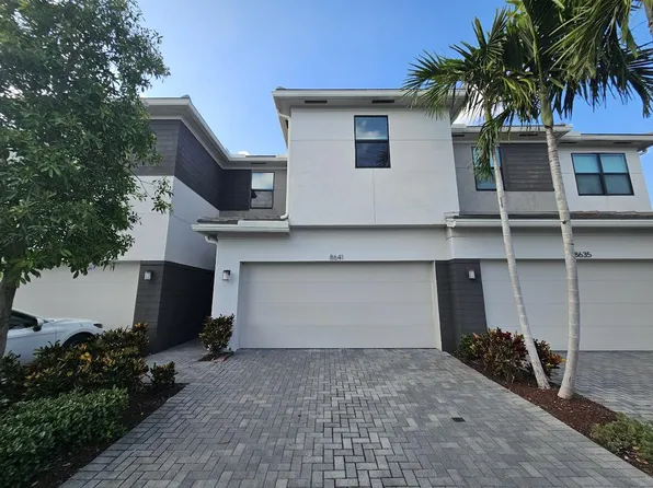 8641 Antarus Dr, Lake Worth, FL 33467