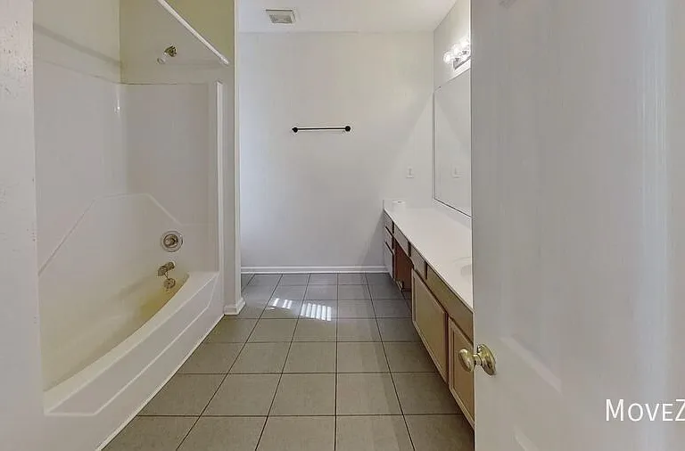 2406 Sapling Cir — Photo 9