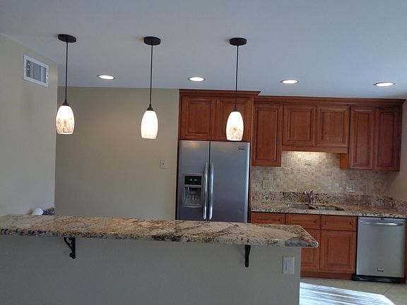 5th image of 9335 W Manzanita Dr