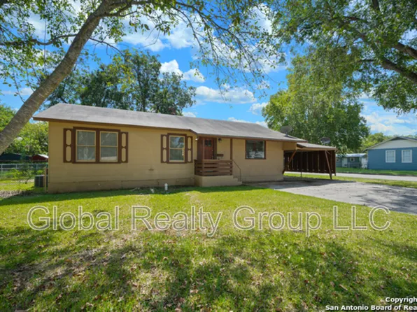 400 Mitchell Ave, Schertz, TX 78154