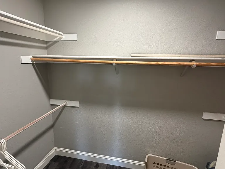 3317 Babson Dr — Photo 3