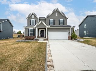 2750 Salt Springs Dr, Saline, MI 48176