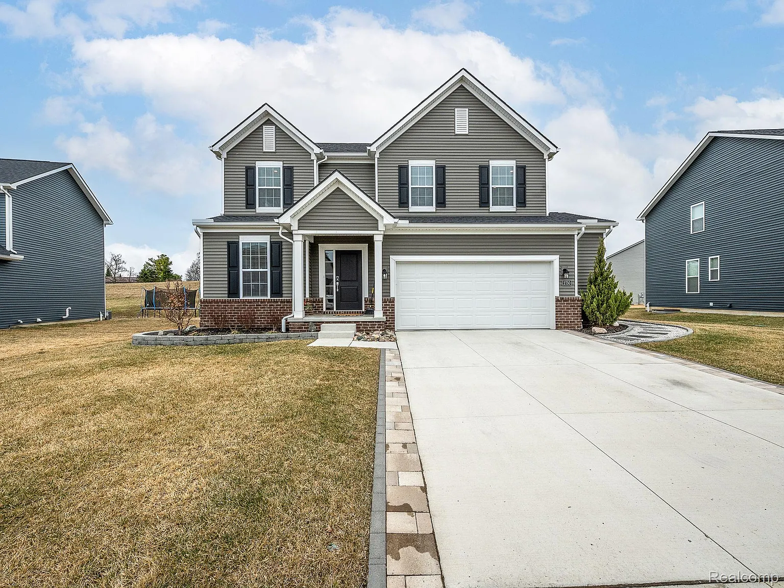 2750 Salt Springs Dr photo 1
