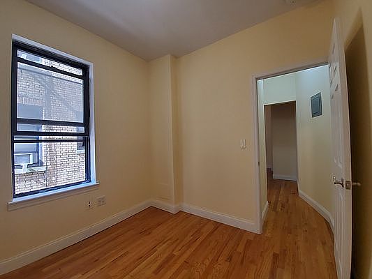 3rd image of 90 Convent Ave APT 37