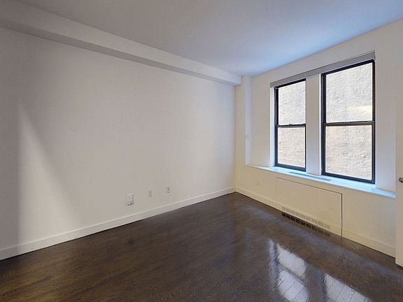 4th image of 666 W End Ave APT 5T