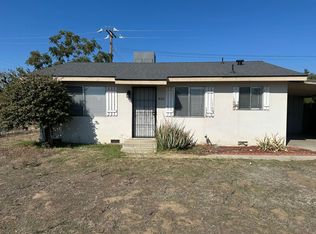 1608 W Sunnyview Ave, Visalia, CA 93291