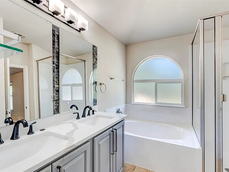 309 Riverine Way — Photo 23