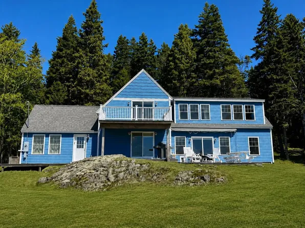 1678 Port Road, Machiasport, ME 04655