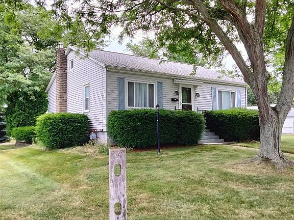 2nd image of 3401 Court Ave