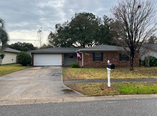 723 Clark Dr, Fort Walton Beach, FL 32547