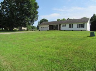 137 Charis Ln, Statesville, NC 28677