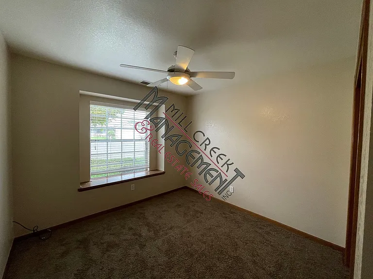 1913 Del Monte Ct — Photo 5