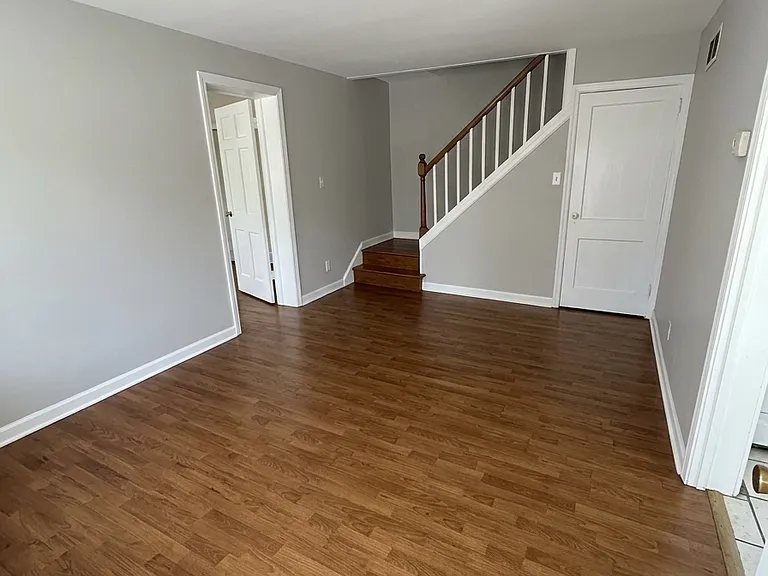 200-202 High Ridge Dr — Photo 5
