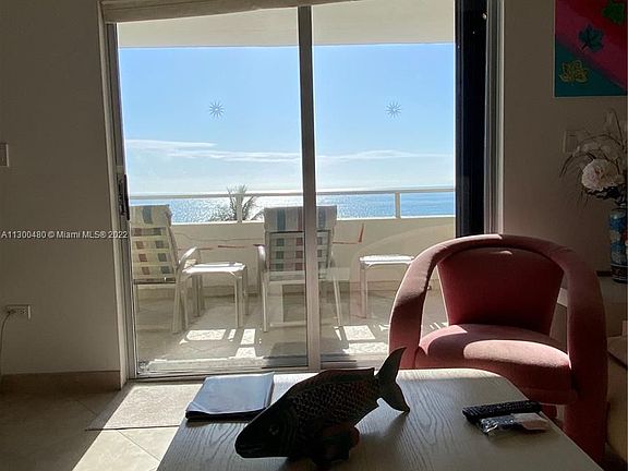 4th image of 5555 Collins Ave APT 6H
