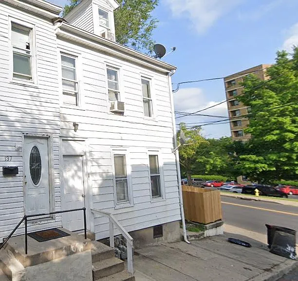 139 S Lumber St #2 — Photo 4