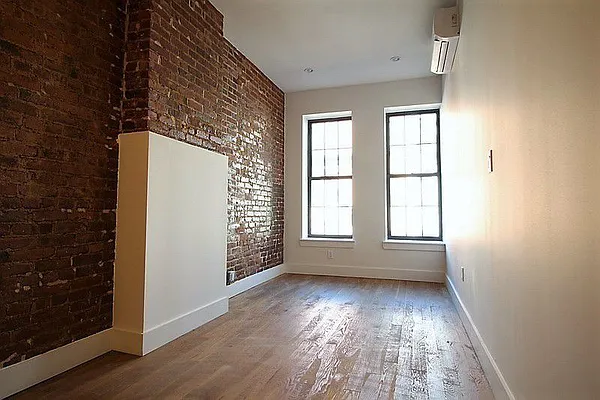 Rented by Next Door Realty NYC | media 59