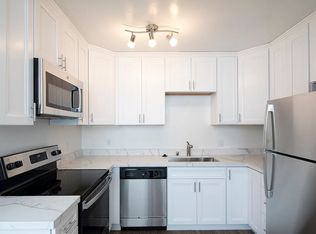 1068 Hornblend St #D, San Diego, CA 92109