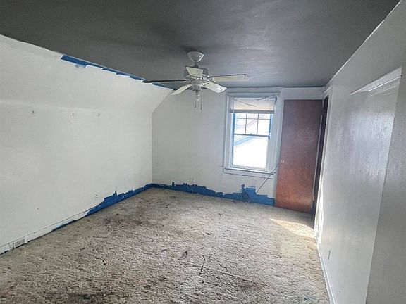 4th image of 2217 Perkins St
