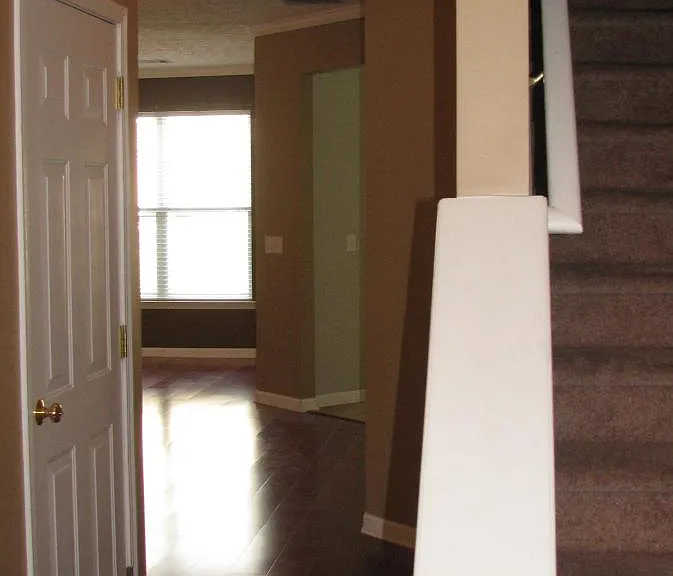 6623 Splashwater Dr — Photo 3