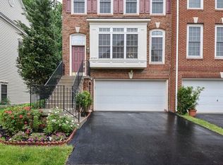 4509 Monmouth St, Fairfax, VA 22032