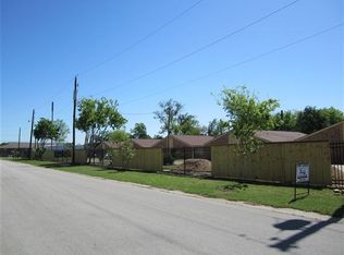 807 Natalie St, Bryan, TX 77801