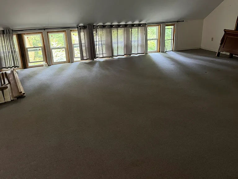 89 Riverside Dr #3 — Photo 8
