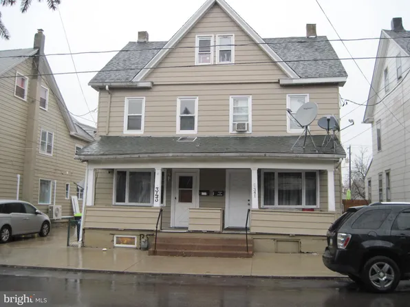 341-343 W Green St, Hazleton, PA 18202