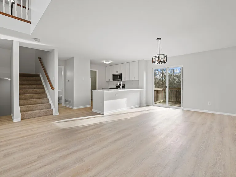 6447 Walnut Fork Dr — Photo 13