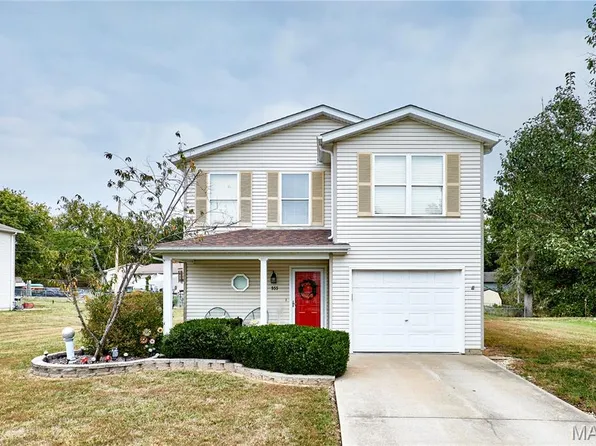 955 Trojan Cir, Troy, MO 63379