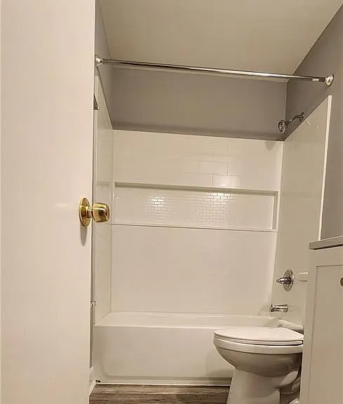 202 Newstead Dr — Photo 11