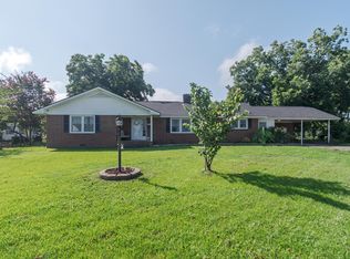 336 Goldsboro St, Newton Grove, NC 28366