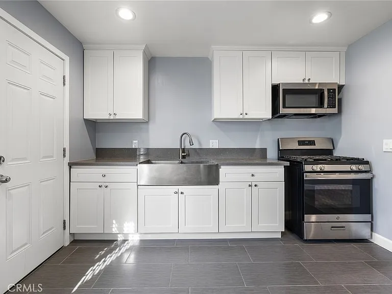 5339 Oakland St #53391/4 — Photo 11