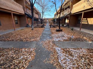 403 Aztec Rd NW #1AR, Albuquerque, NM 87107