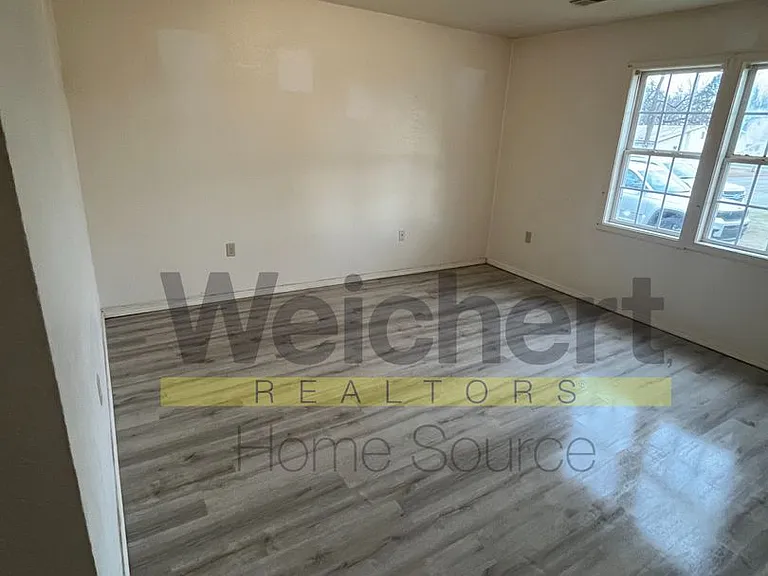 1402-1404 Jones St #301/303 — Photo 6