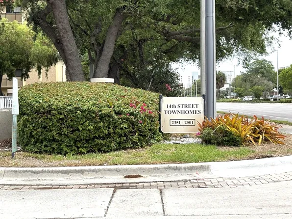 2501 NE 14th Street #301, Pompano Beach, FL 33062