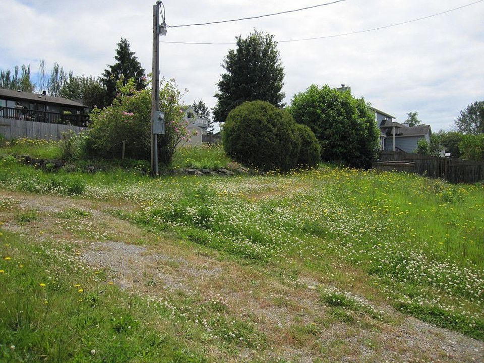 2nd image of 24014 20th Ave S