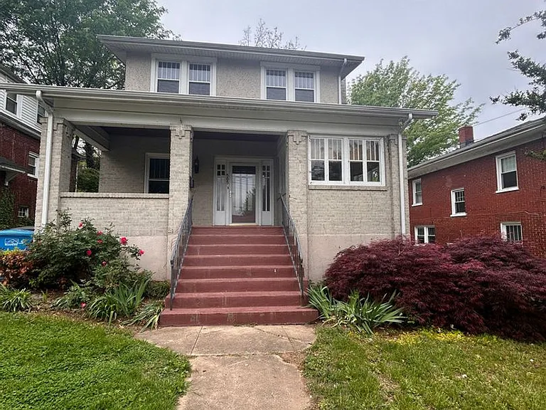 505 Camilla St SE — Photo 1