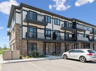 20 Lomond Ln, Kitchener, ON N2R 0R4