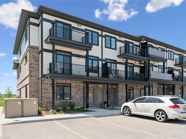 20 Lomond Ln, Kitchener, ON N2R 0R4