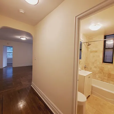 Rented by New York Residence | media 8