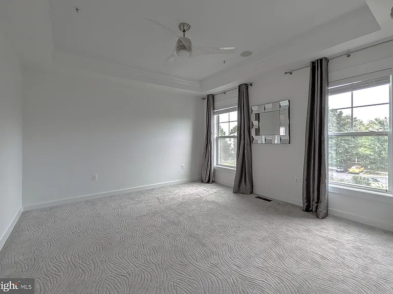 22447 Verde Gate Ter — Photo 24