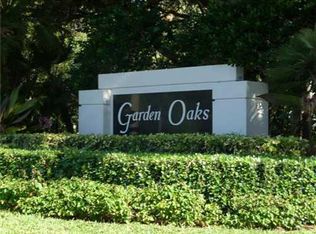 8665 Wakefield Dr, Palm Beach Gardens, FL 33410